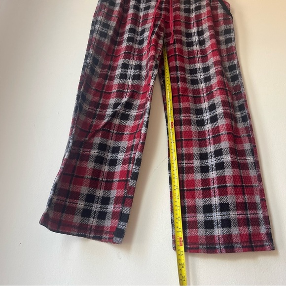 Nautica Red Black Plaid Thermal Pajama Set Women’s Size Medium Holiday Christmas - Picture 13 of 16